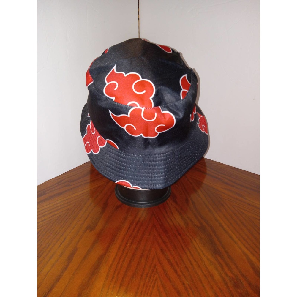 Reversible bucket hat. - Picture 3 of 3